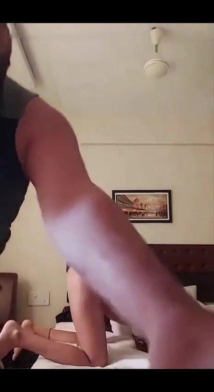slim girl fucked by chubby bf