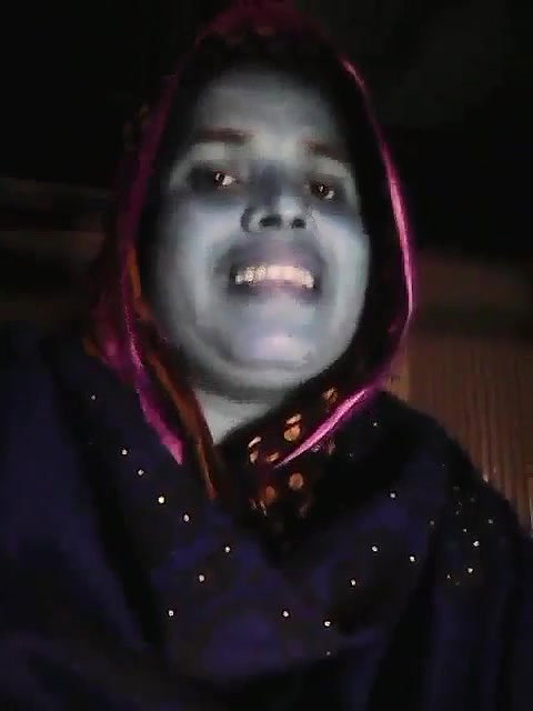 bhabhi showing pussy in different position