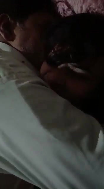 hot kissing