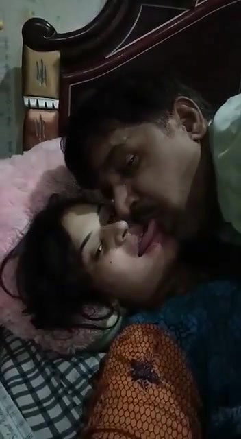 hot kissing