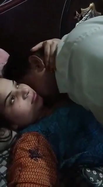 hot kissing