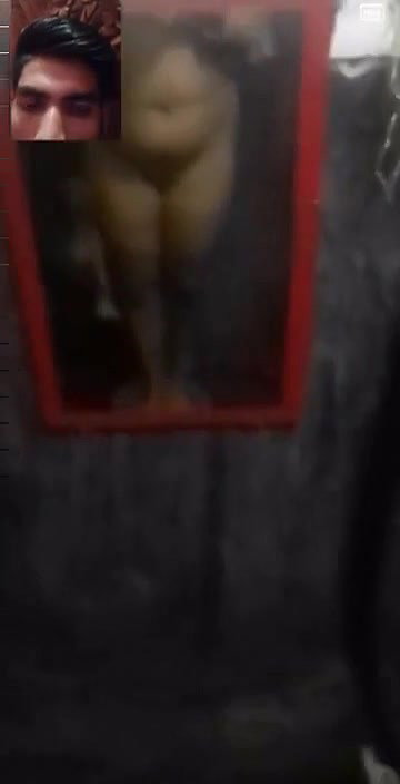 pussy show on video call to bf