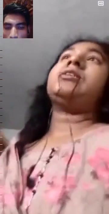 pussy show on video call to bf