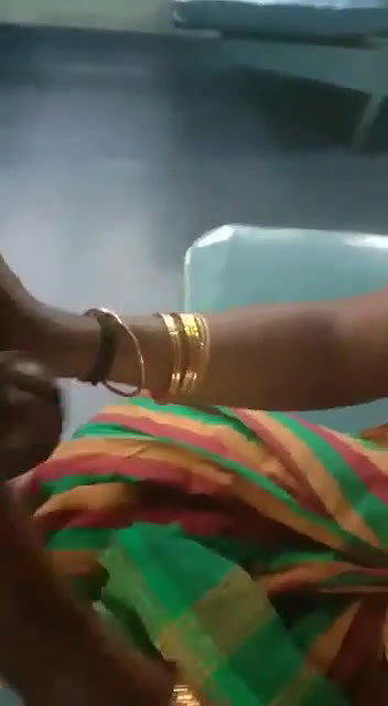 kinner ne lund ke chusai ki train mein