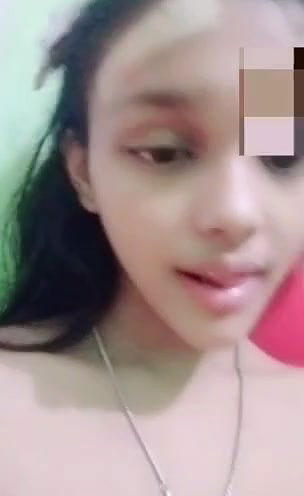 Young Beauty Fingering 2