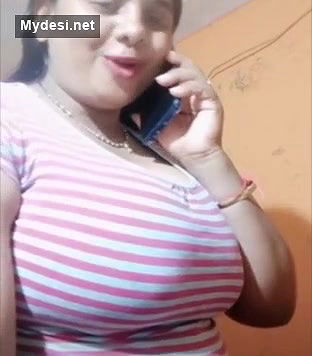 Bhabhiji showing sidepose