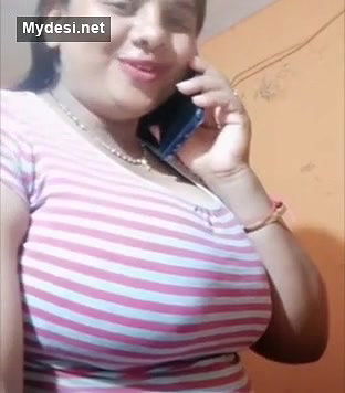 Bhabhiji showing sidepose