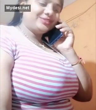 Bhabhiji showing sidepose