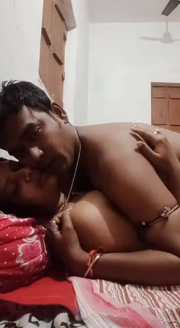 aunty fucked by young guy