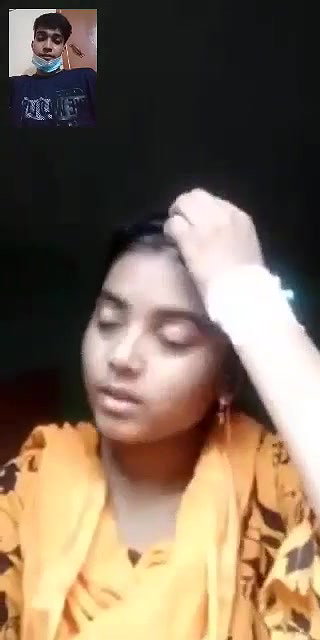 boob show on video call to bf
