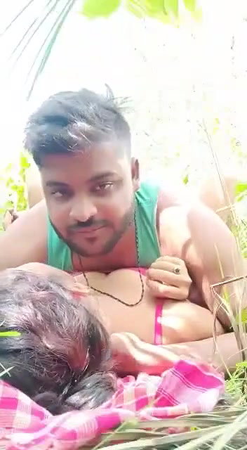 dehati young lover sex in jungle