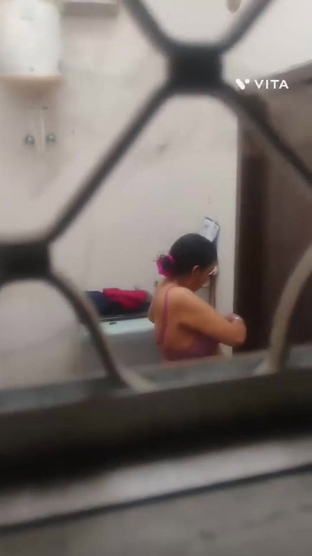 Desi Mom Bathing Hidden Cab