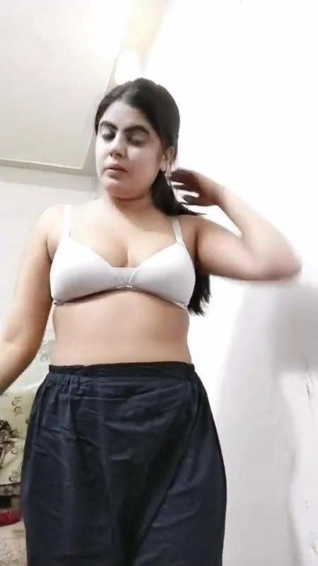 sexy north girl show boobs and pussy