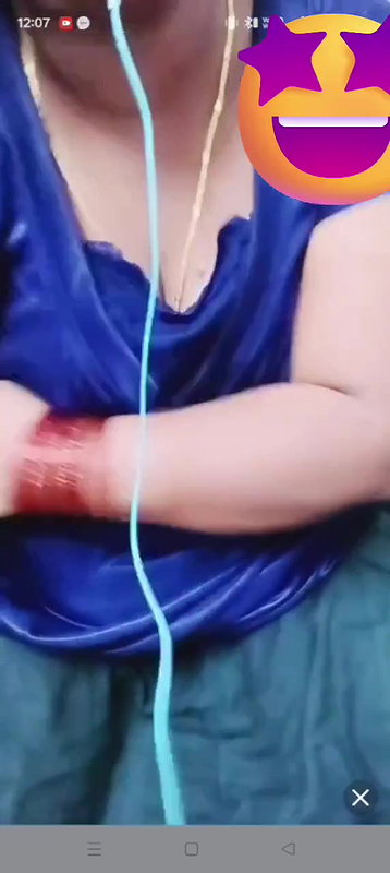 tamil aunty teasing on online
