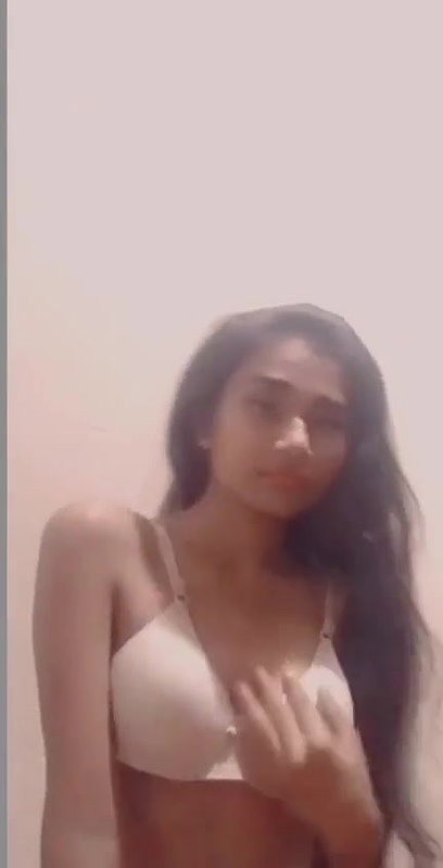 Horny dusky cutie exclusive viral leaked video showing her sexy nude body and fingering her juicy pussy P4