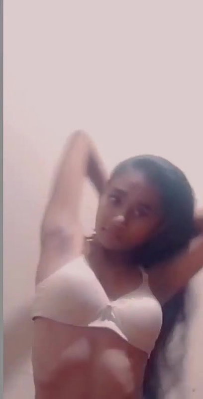 Horny dusky cutie exclusive viral leaked video showing her sexy nude body and fingering her juicy pussy P4