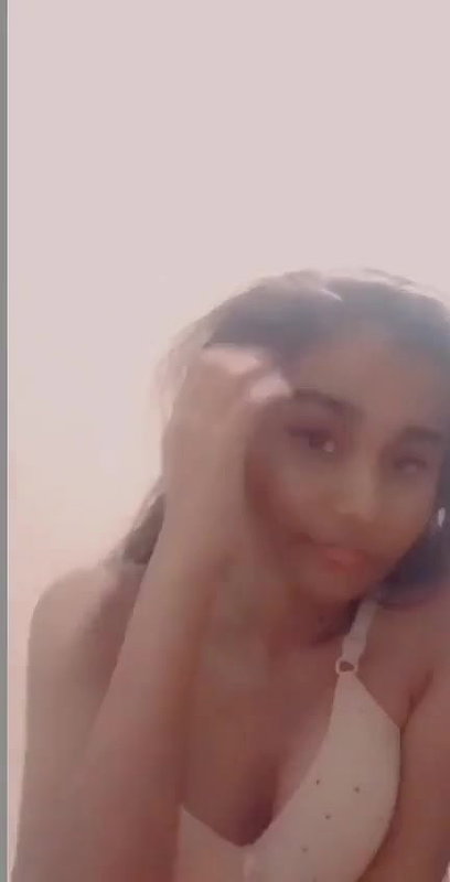 Horny dusky cutie exclusive viral leaked video showing her sexy nude body and fingering her juicy pussy P4