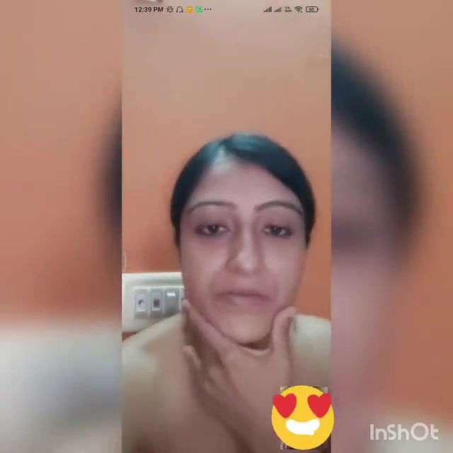 Super cute very beautiful girlfriend exclusive viral leaked seductively dancing while taking shower for his boyfriendP10