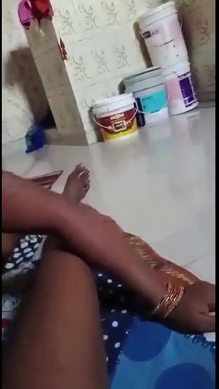 saree uthake chudai kri