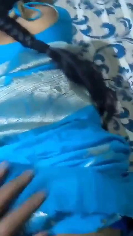saree uthake chudai kri