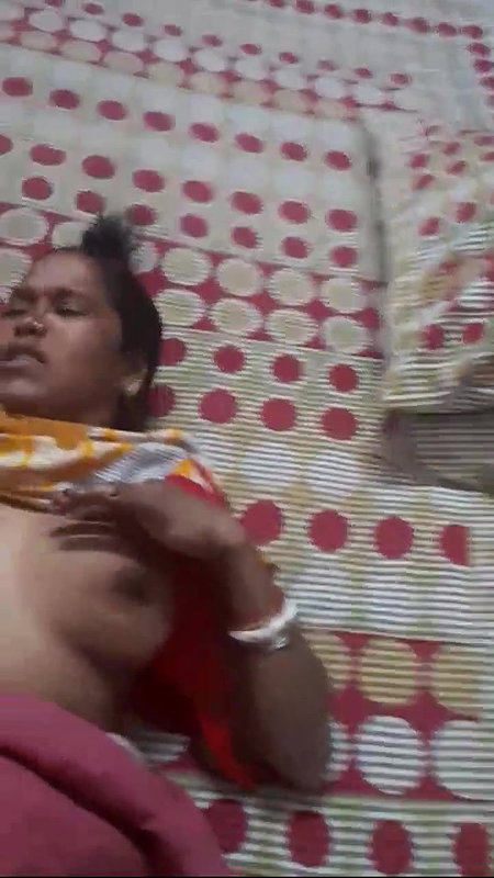 saree uthake tang phelake chudai ki