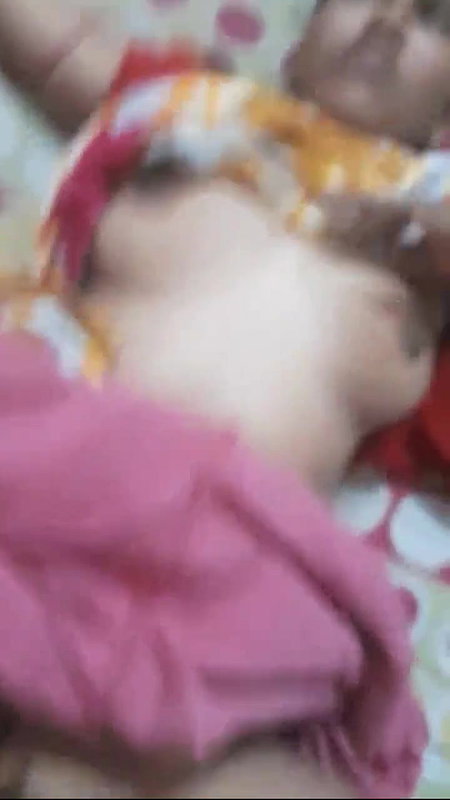 saree uthake tang phelake chudai ki