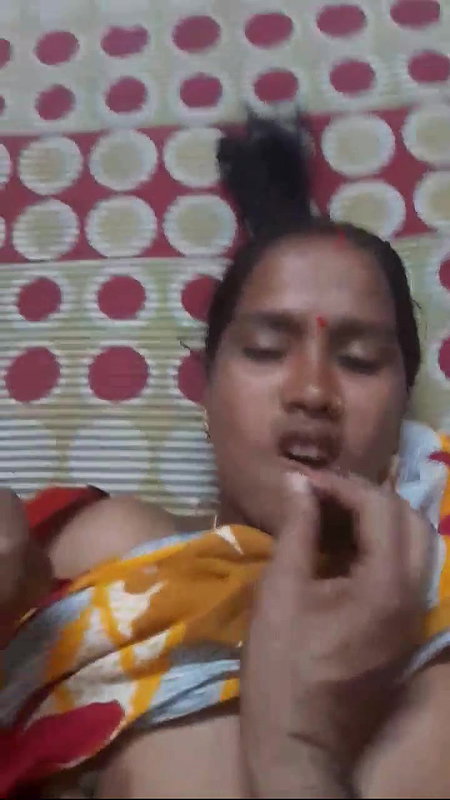 saree uthake tang phelake chudai ki