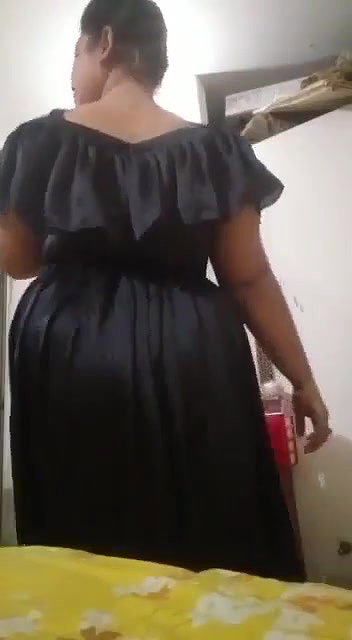 Mast Chubby Mall Showing Assets 2