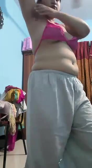 Beautiful Bengali Bhabhi Nude