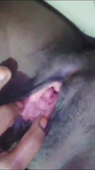 sexy aunty pussy fingering selfie video