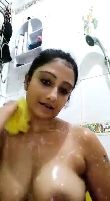 Super cute very beautiful girlfriend exclusive viral leaked seductively dancing while taking shower for his boyfriend P2