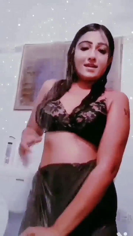 Super cute very beautiful girlfriend exclusive viral leaked seductively dancing while taking shower for his boyfriend P8