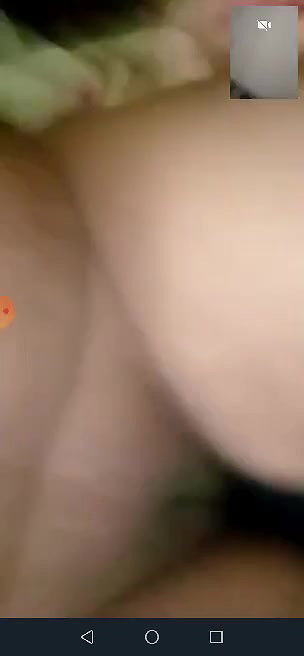 girl showing boobs on video call