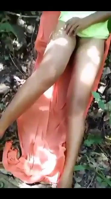 jungle mein le jake chudai kri