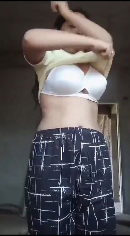 big boobs show young girl