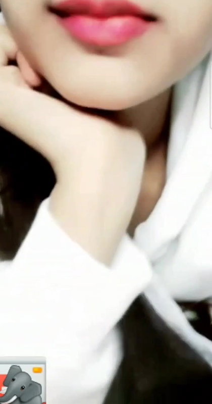 cute girl boobs show on video call