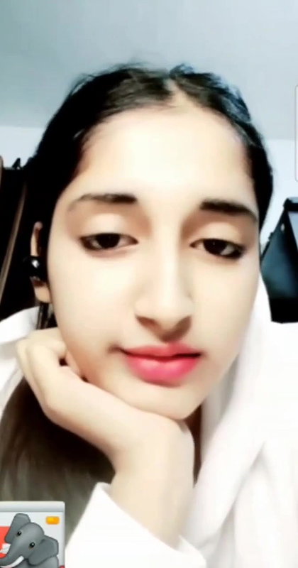 cute girl boobs show on video call