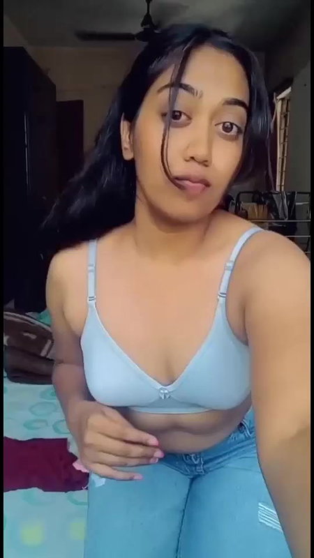 Horny Girl Showing Herself 1