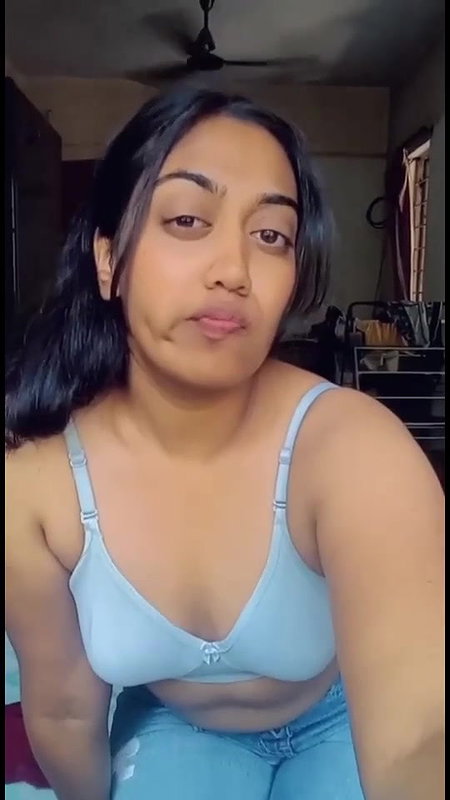 Horny Girl Showing Herself 1