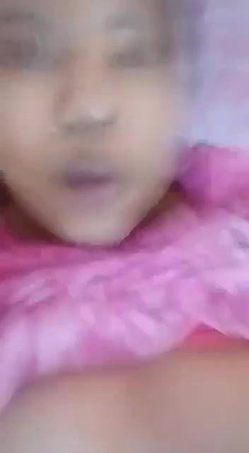 boob show