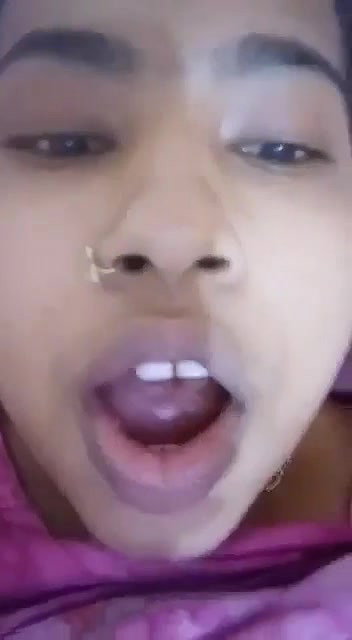 boob show