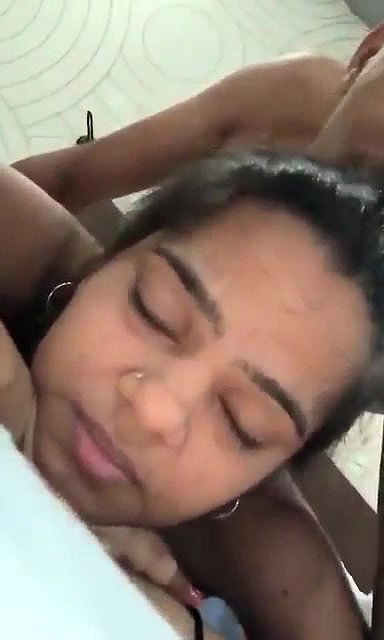 sex with bhabhi in hotel room
