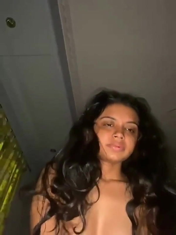 shower ke bad chudai kri