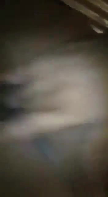 dusky desi girl nude show and pussy fingering