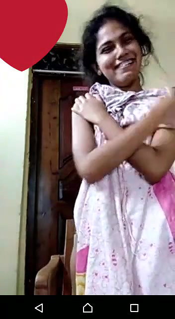 nighty kholke nude dikhayi