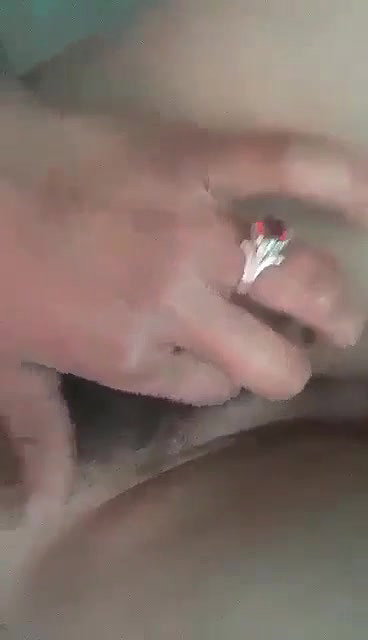 showing pussy