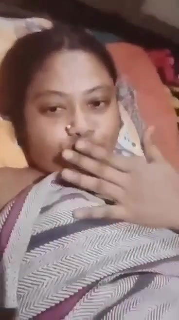 perver bhabhi making nude video for lover