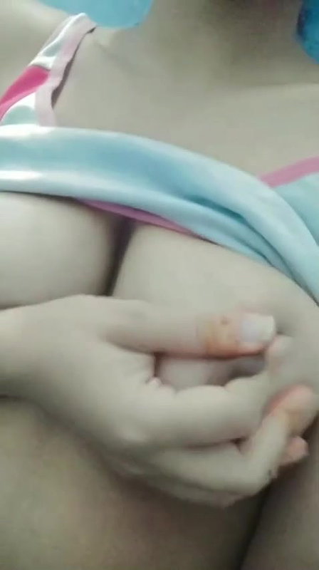 Beautiful Indian Girl Showing Boyfriend 2