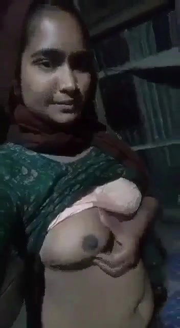 Village Girl Boobs Show