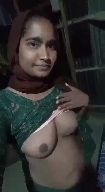 Village Girl Boobs Show